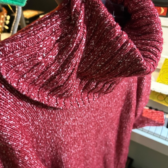 Joe Fresh Red Turtleneck Sweater L - Picture 8 of 12